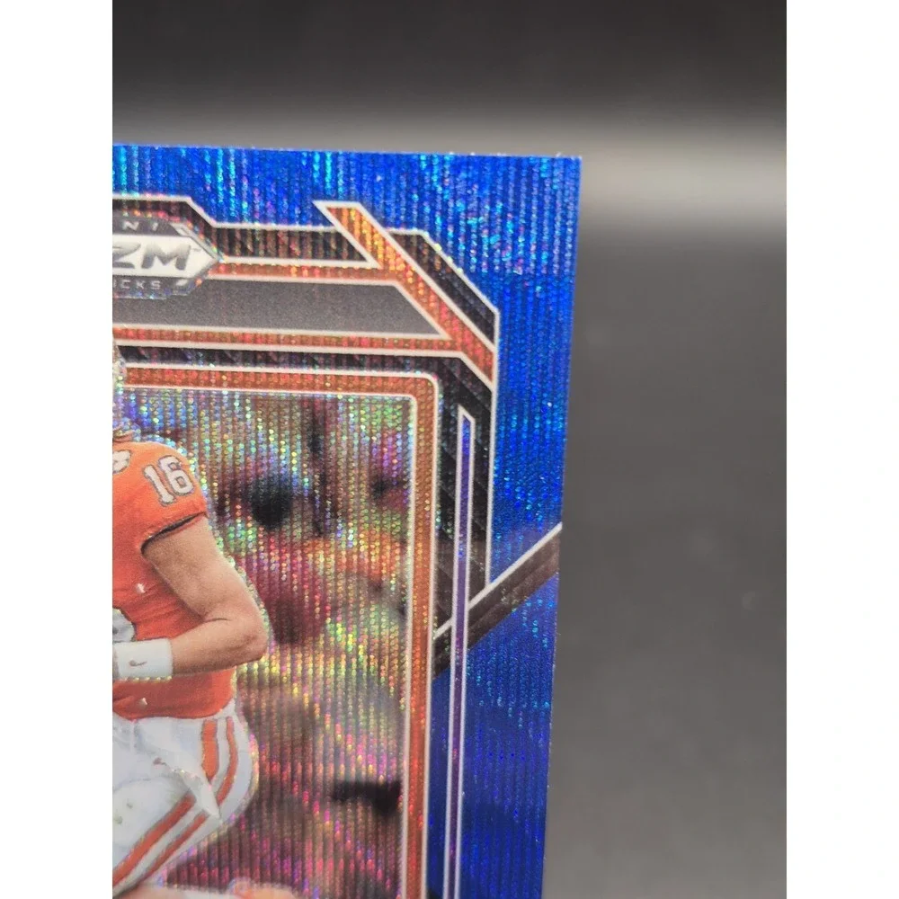 2023 Panini Prizm Draft Picks Trevor Lawrence #96 Blue Wave Prizm /249 Jaguars